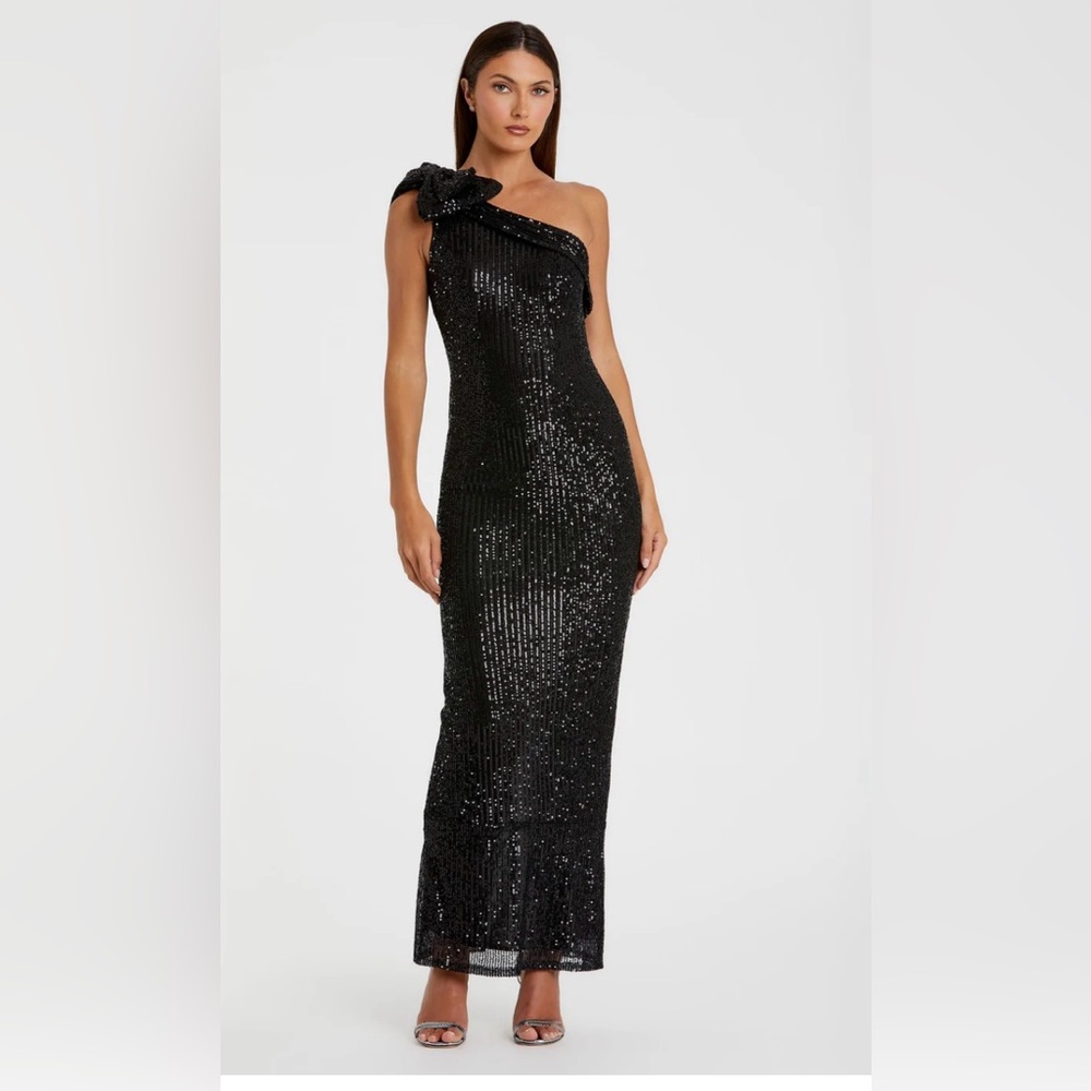 Black Sequined Bow One Shoulder Column Gown Size 0 Color Black